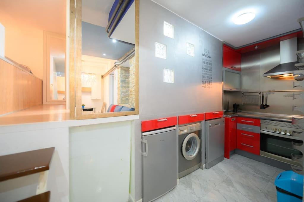 Encantador Apartamento Temporal Centrico Con Patio Privado Mpe51 Appartamento